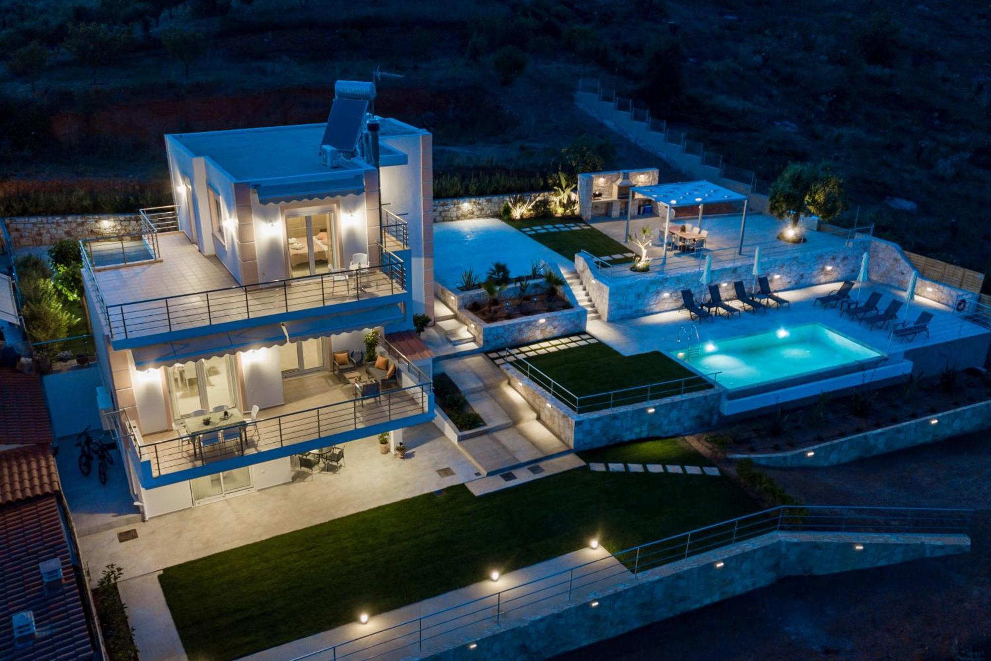 Villa Oasis Galatás Exterior photo